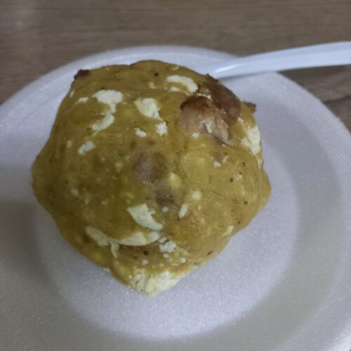 Bolón de Verde Ecuatoriano con Queso o Chicharrón – plato típico ecuatoriano