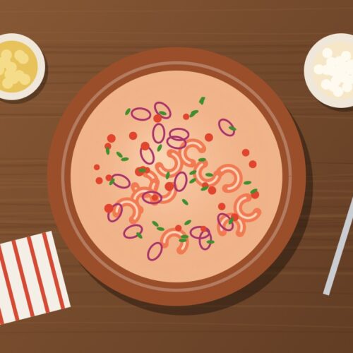 Ceviche de camarón ecuatoriano con canguil y chifles
