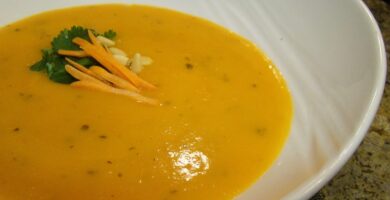 Crema de Zanahoria Casera – plato típico ecuatoriano