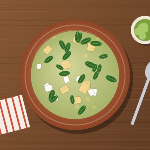 Sopa de nabo ecuatoriana con papas, hojas de nabo y queso fresco