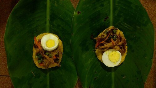 Tamales Ecuatorianos de Pollo o Chancho – plato típico ecuatoriano